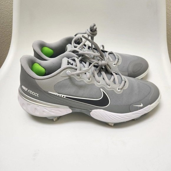 spikes nike huarache